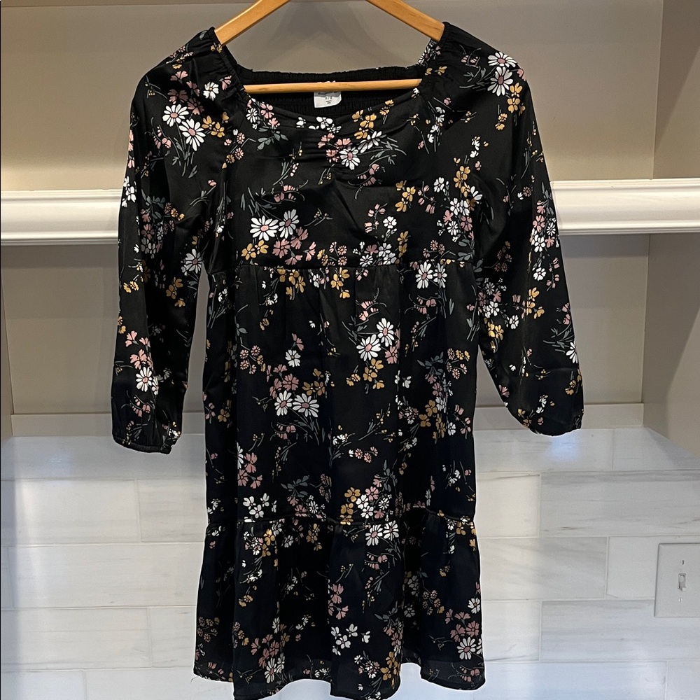 Abercrombie Kids Satin Floral Tiered Dress size 11/12 - Picture 2 of 12